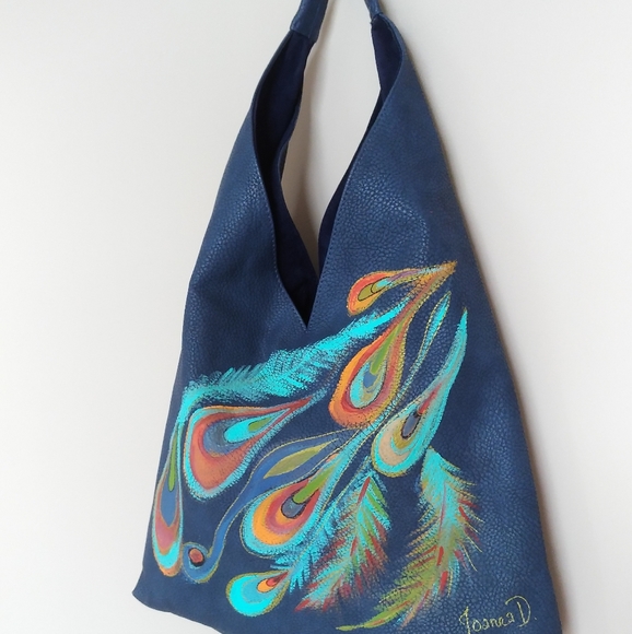 Vegan Leather painted handbag. - Picture 2 of 2